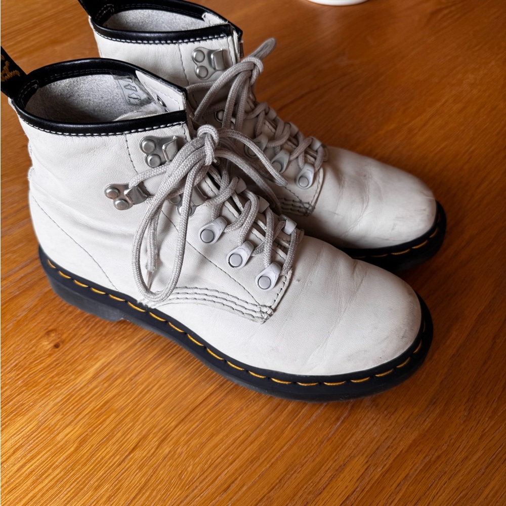 Dr. Martens Women’s 101 Hardware Virginia White Leather Boots